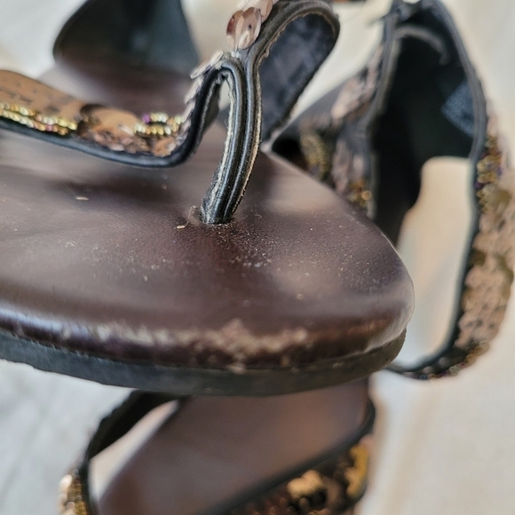 Candies black with accent lace gold size 8.5 - Picture 4 of 4